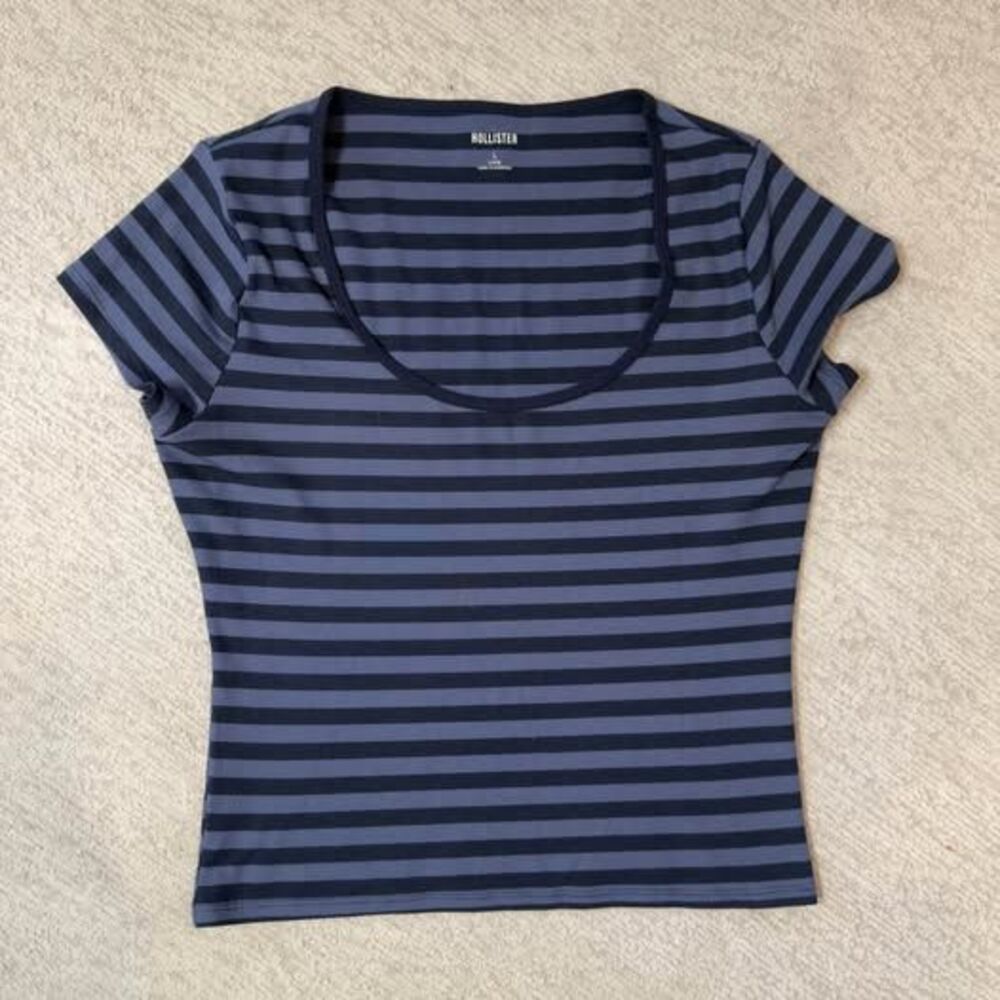 Bundle Hollister Junior’s Size Large T Shirt Lot of 4 Casual Tees